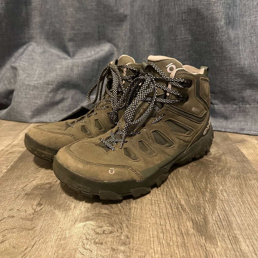 Oboz Women’s Hiking Boots